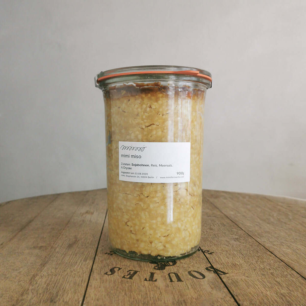 Miso im Weg Glas für Miso Workshop von mimi ferments