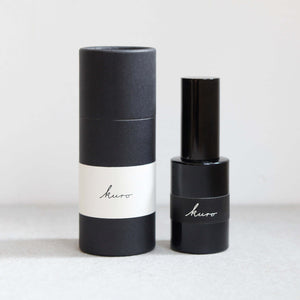 kuro parfum von mimi ferments